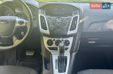 Седан Ford Focus 2014 в  фото 14 Седан Ford Focus 2014 в