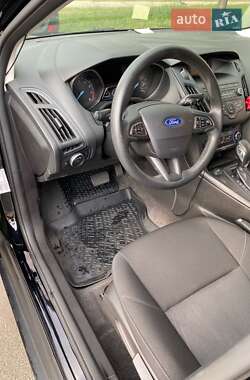 Седан Ford Focus 2018 в 