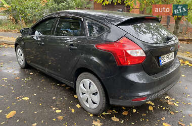 Хетчбек Ford Focus 2011 в 