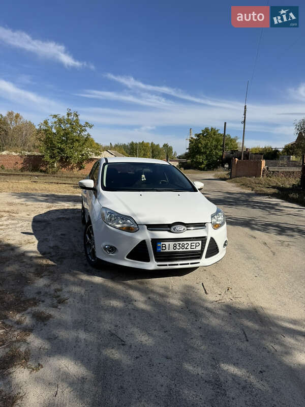 Седан Ford Focus 2013 в Лубнах
