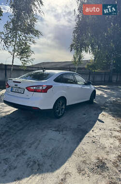 Седан Ford Focus 2013 в 