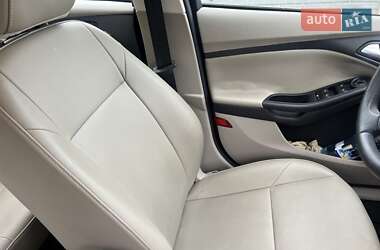 Седан Ford Focus 2013 в 