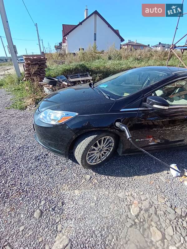 Хетчбек Ford Focus 2012 в Львові