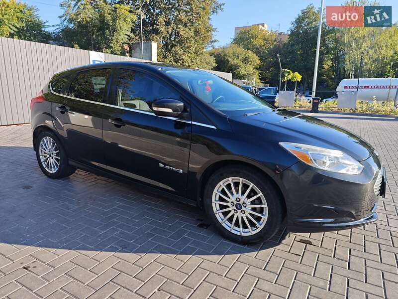 Хетчбек Ford Focus 2013 в Кам'янець-Подільському