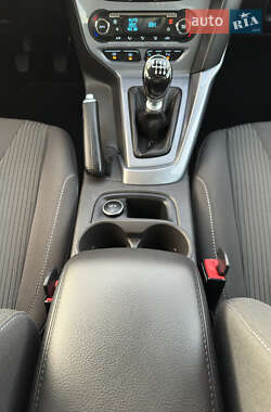 Универсал Ford Focus 2013 в 
