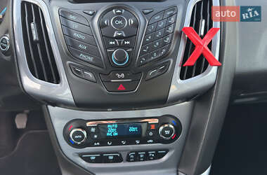 Универсал Ford Focus 2013 в 