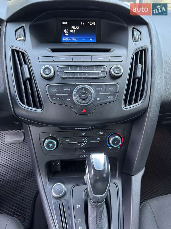 Хэтчбек Ford Focus 2015 в Львове
