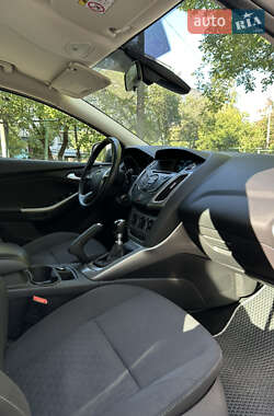 Универсал Ford Focus 2014 в 