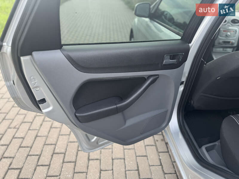 Универсал Ford Focus 2009 в Ровно