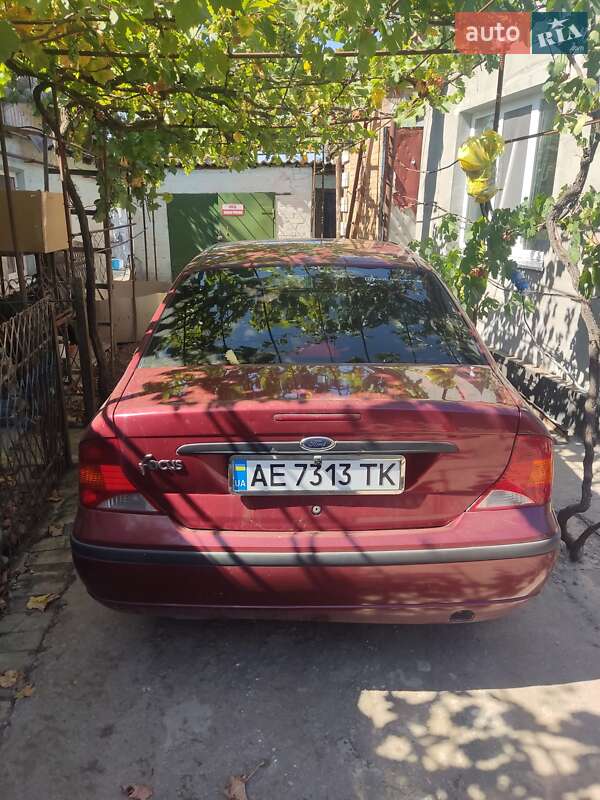 Седан Ford Focus 2001 в Дніпрі