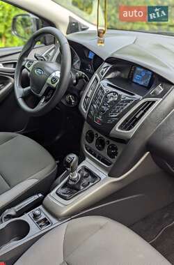 Универсал Ford Focus 2011 в 