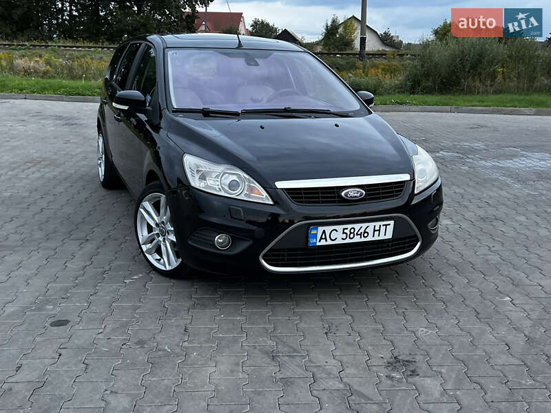 Универсал Ford Focus 2010 в Луцке фото 2 Универсал Ford Focus 2010 в Луцке