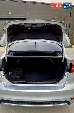 Седан Ford Focus 2015 в 