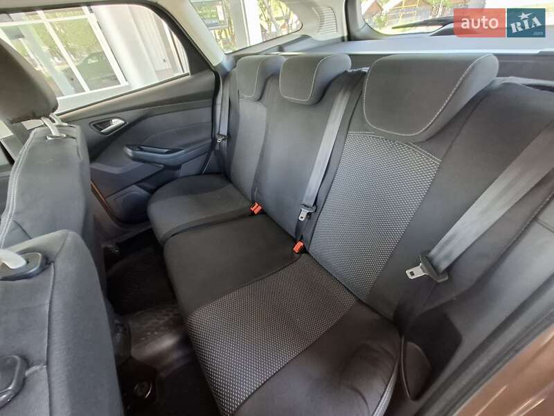 Универсал Ford Focus 2014 в Николаеве фото 19 Универсал Ford Focus 2014 в Николаеве