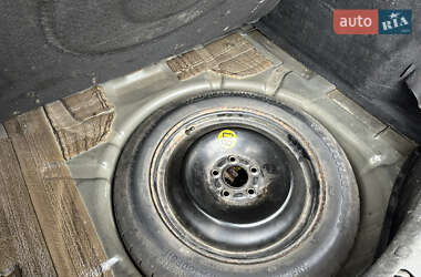 Хэтчбек Ford Focus 2006 в 