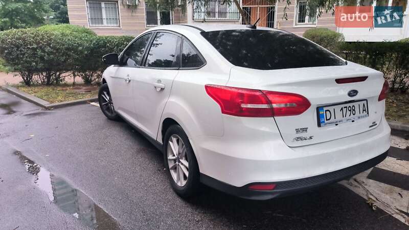 Седан Ford Focus 2016 в Киеве
