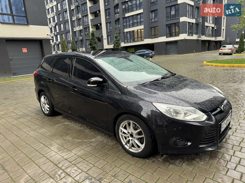 Универсал Ford Focus 2012 в 