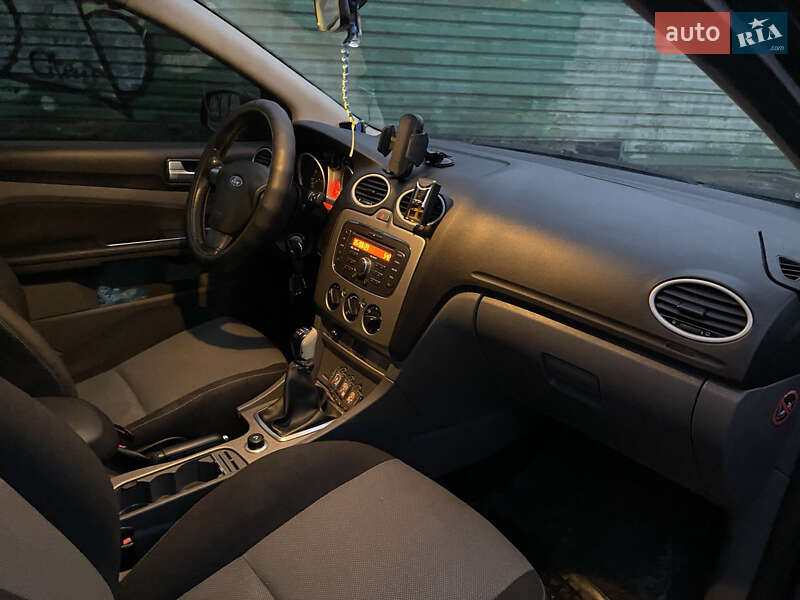 Хэтчбек Ford Focus 2011 в Харькове фото 7 Хэтчбек Ford Focus 2011 в Харькове
