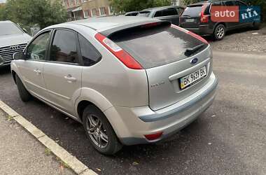 Хэтчбек Ford Focus 2007 в 