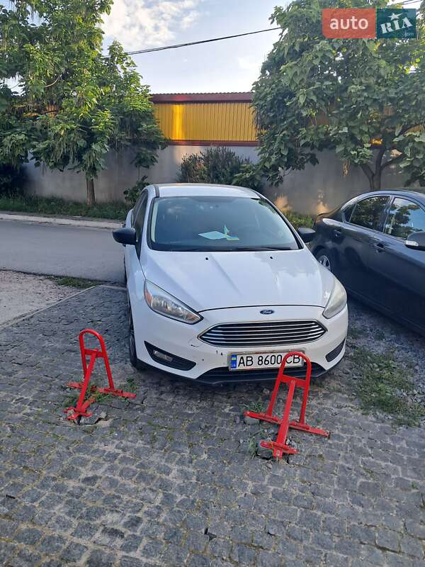 Седан Ford Focus 2015 в Софіївській Борщагівці фото Седан Ford Focus 2015 в Софіївській Борщагівці