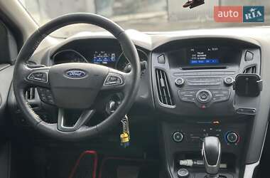 Седан Ford Focus 2017 в 