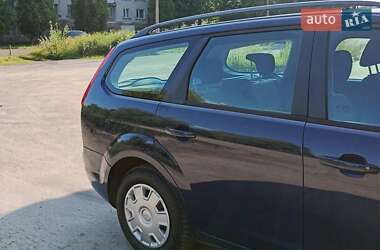 Универсал Ford Focus 2010 в 