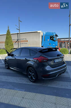 Хэтчбек Ford Focus 2017 в 