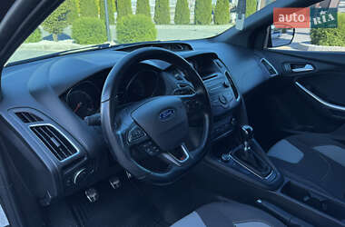 Хэтчбек Ford Focus 2017 в 