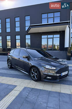 Хэтчбек Ford Focus 2017 в Львове