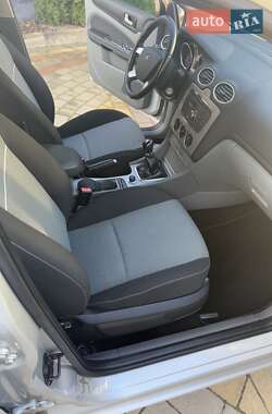Универсал Ford Focus 2011 в 