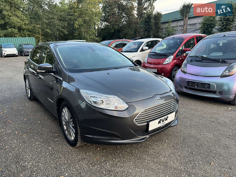 Хэтчбек Ford Focus 2016 в Тернополе