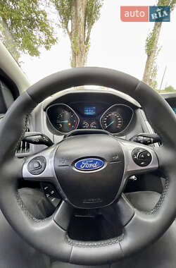 Универсал Ford Focus 2014 в 