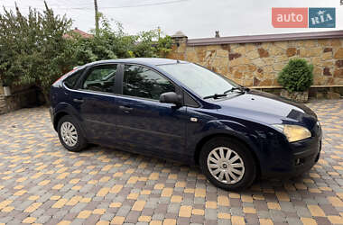 Хэтчбек Ford Focus 2006 в 