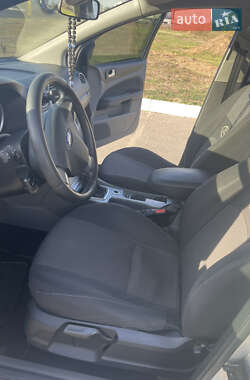 Седан Ford Focus 2010 в 