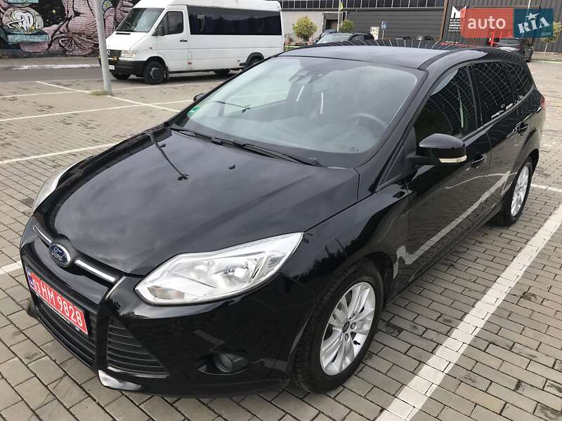 Универсал Ford Focus 2011 в Луцке