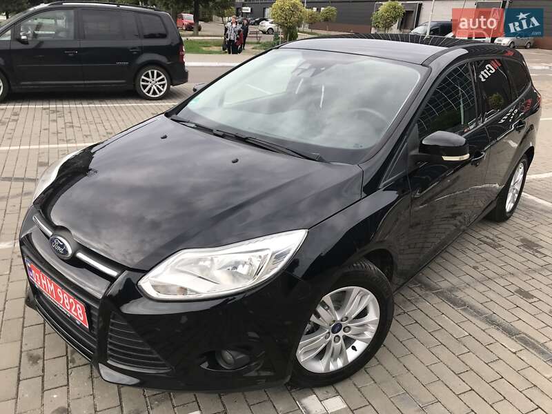 Универсал Ford Focus 2011 в Луцке