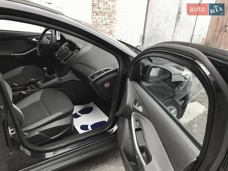 Универсал Ford Focus 2011 в Луцке