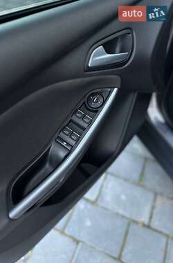 Универсал Ford Focus 2012 в 