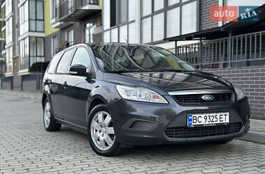 Универсал Ford Focus 2010 в 