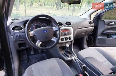 Хэтчбек Ford Focus 2007 в 