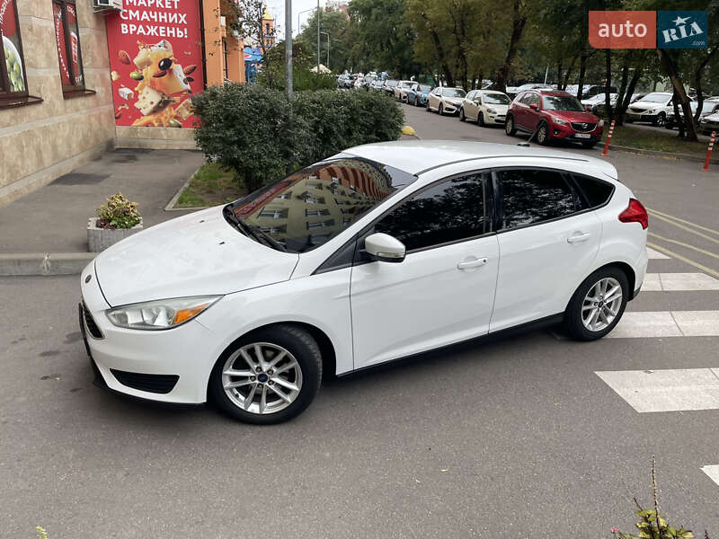 Хэтчбек Ford Focus 2015 в Киеве