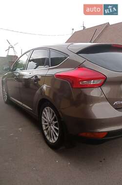 Хэтчбек Ford Focus 2018 в 