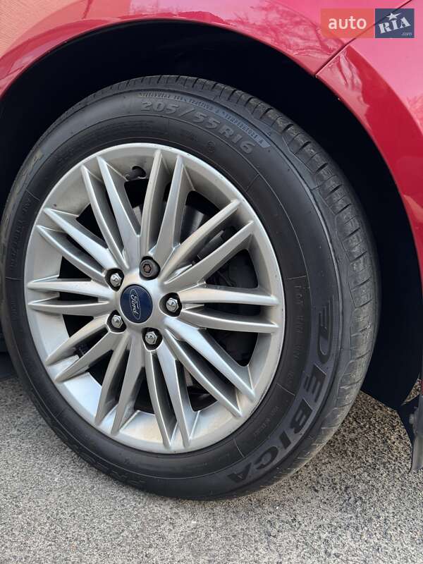 Хэтчбек Ford Focus 2011 в Чубинском фото 6 Хэтчбек Ford Focus 2011 в Чубинском