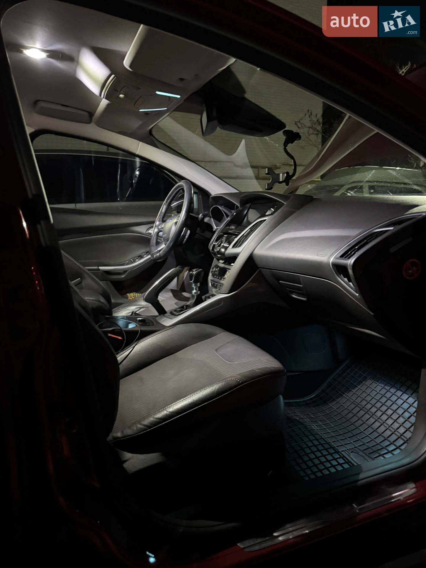 2011 Ford Focus - мініатюра 22