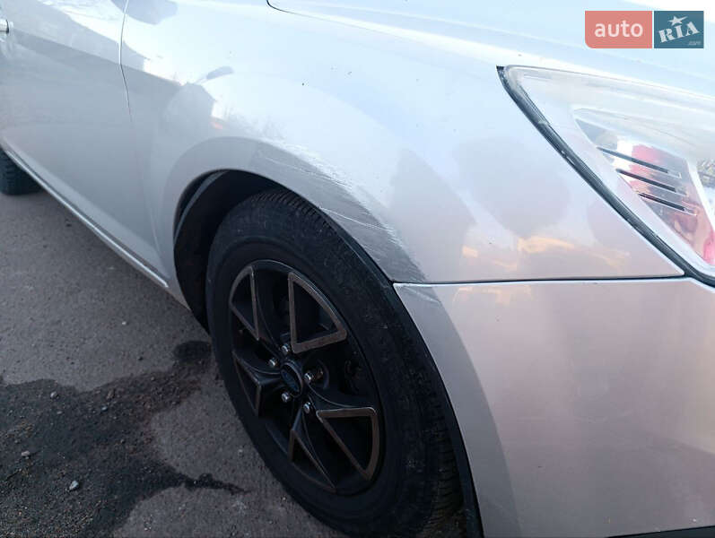 Хэтчбек Ford Focus 2008 в Сквире