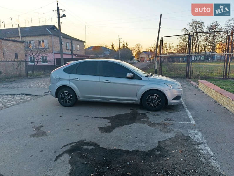 Хэтчбек Ford Focus 2008 в Сквире