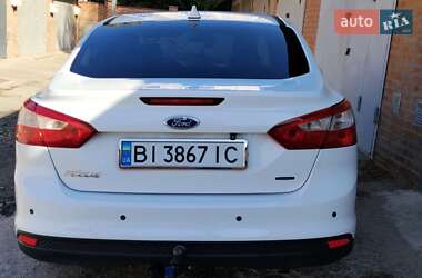 Седан Ford Focus 2012 в 