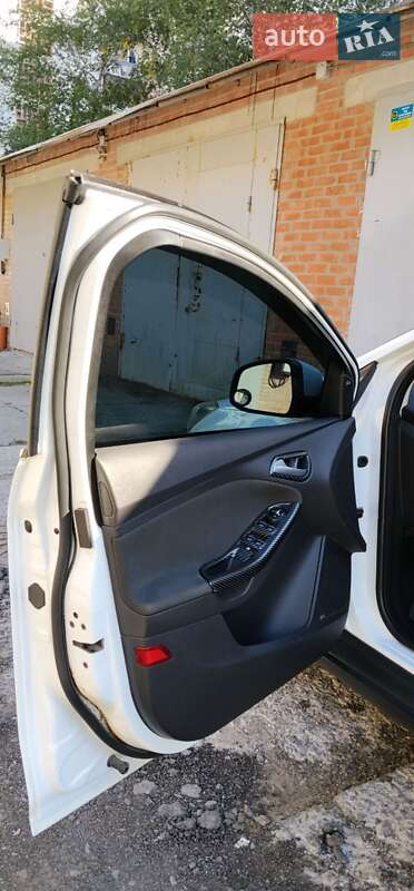 Седан Ford Focus 2012 в Полтаве