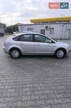 Хетчбек Ford Focus 2009 в 