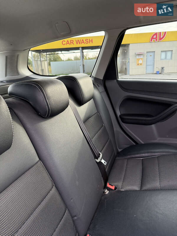 Универсал Ford Focus 2009 в Луцке